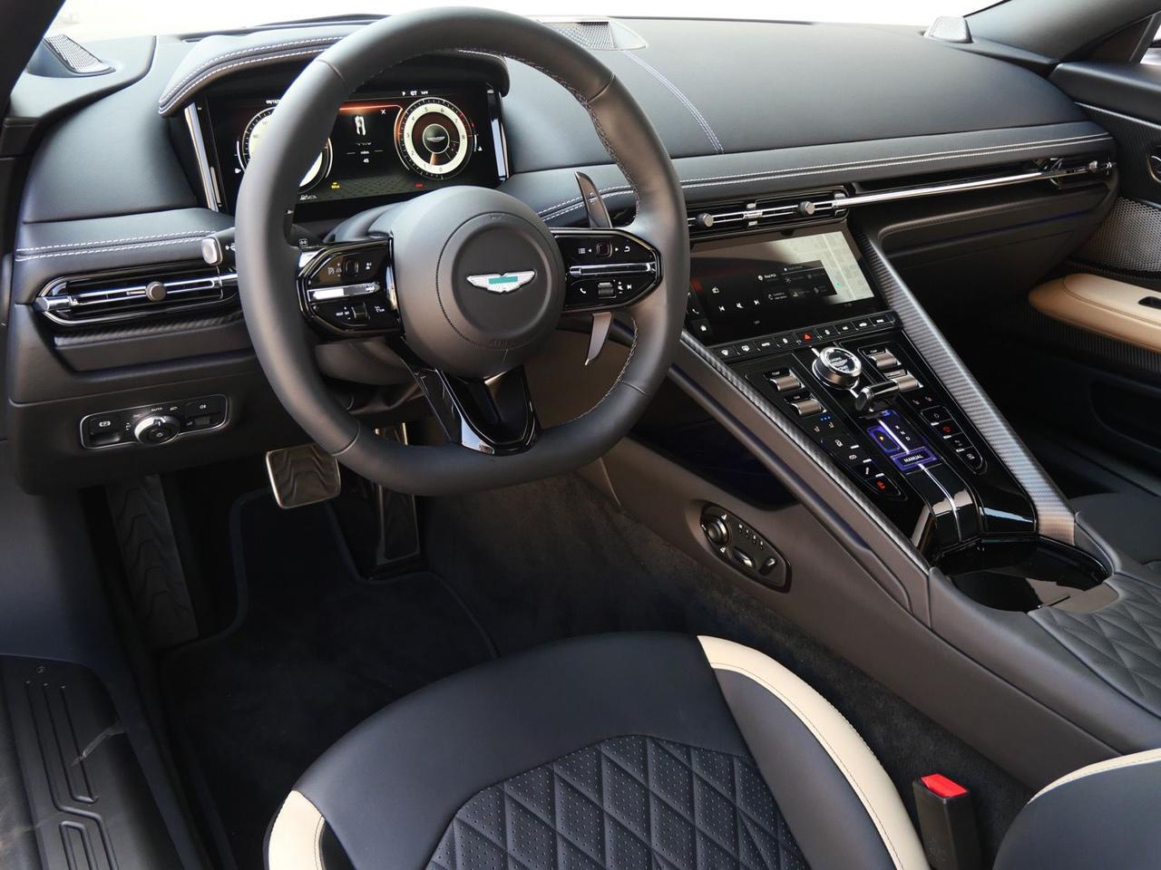 2025 Aston Martin DB12