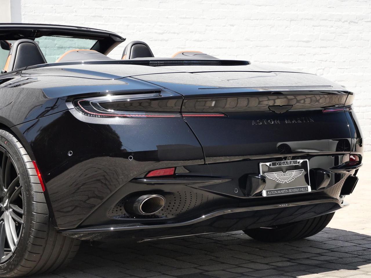 2025 Aston Martin DB12 Volante Volante Lawrence KS