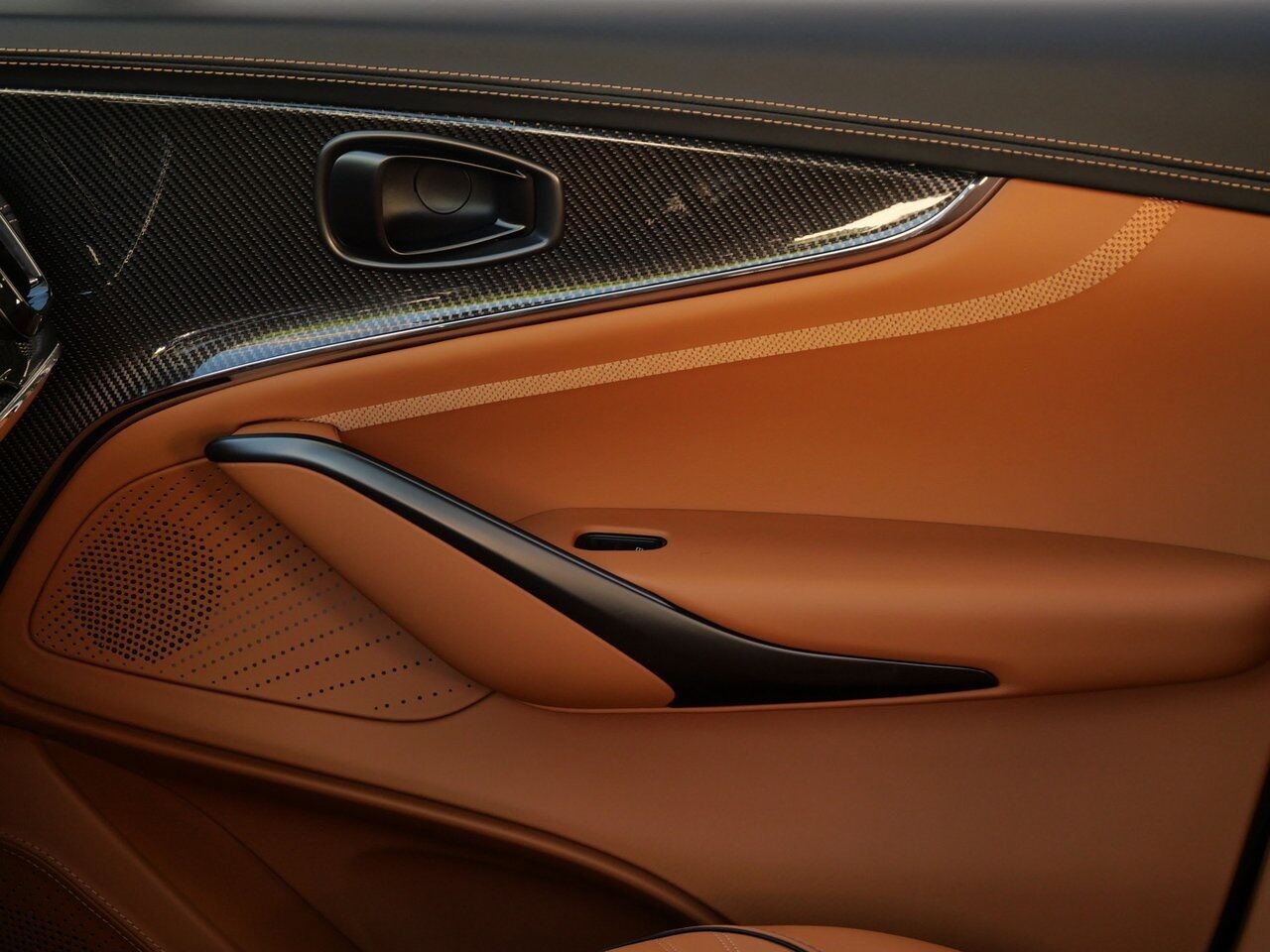 2025 Aston Martin DBX 707 707 Lawrence KS