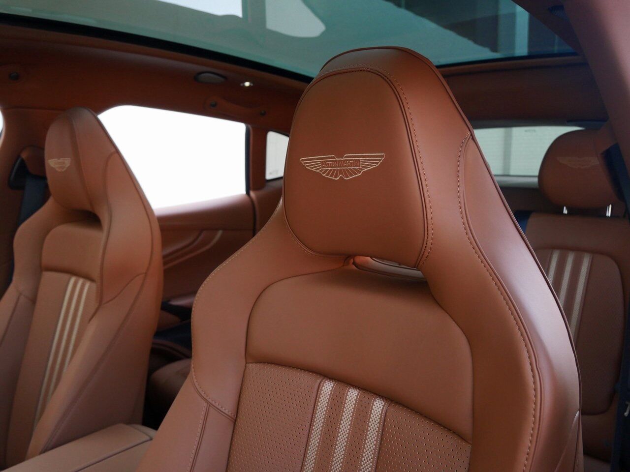2025 Aston Martin DBX 707 707 Lawrence KS
