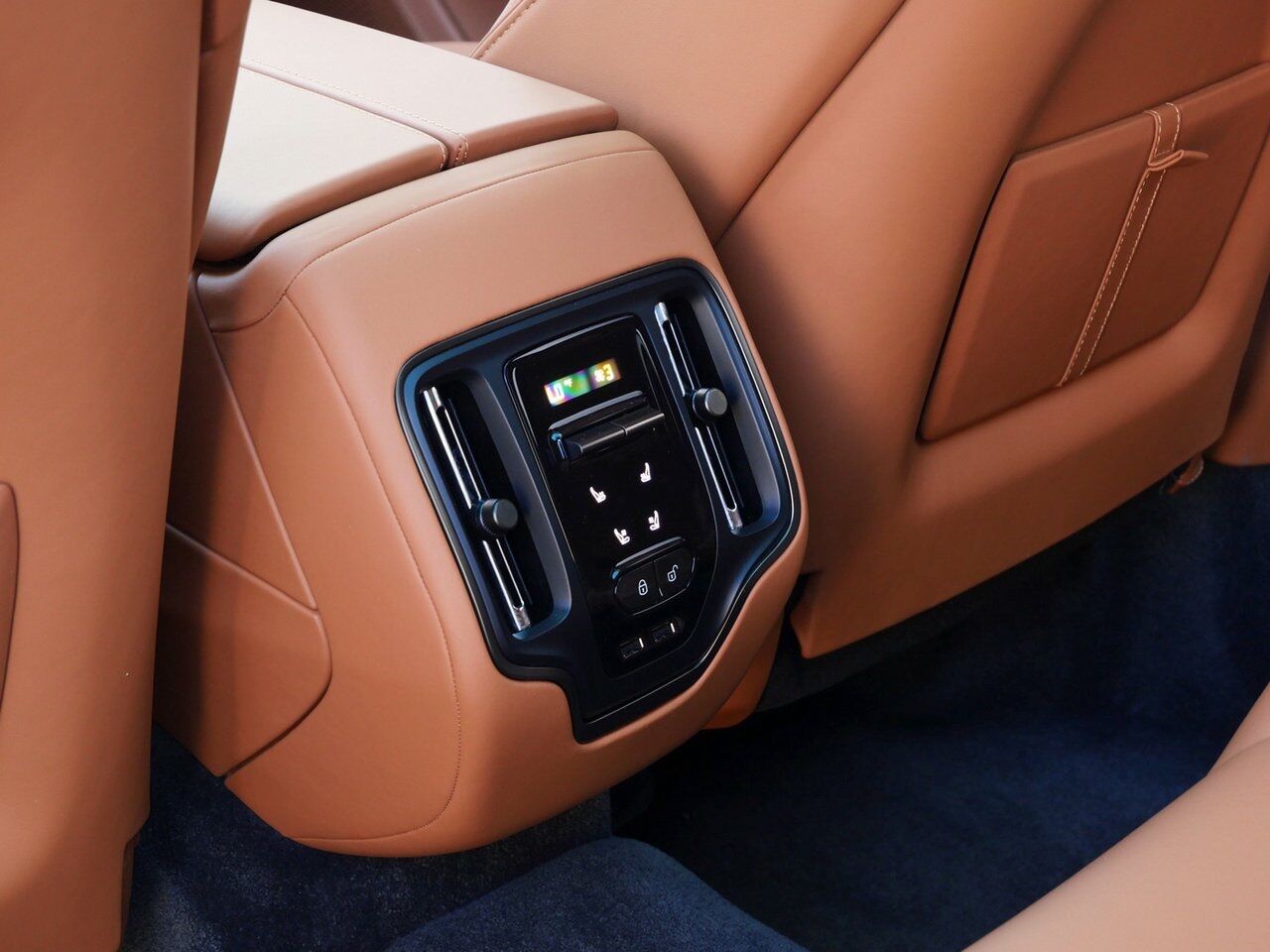 2025 Aston Martin DBX 707 707 Lawrence KS