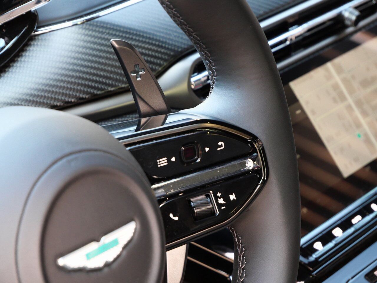 2025 Aston Martin Vantage Lawrence KS