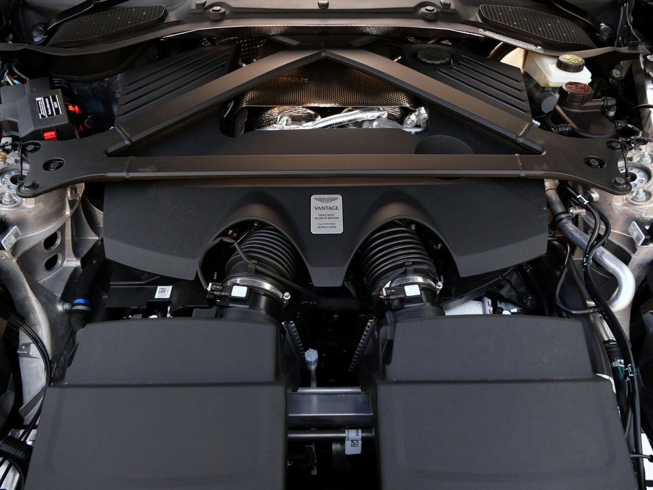 2025 Aston Martin Vantage Lawrence KS