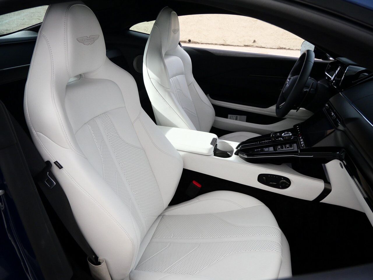 2025 Aston Martin Vantage Lawrence KS