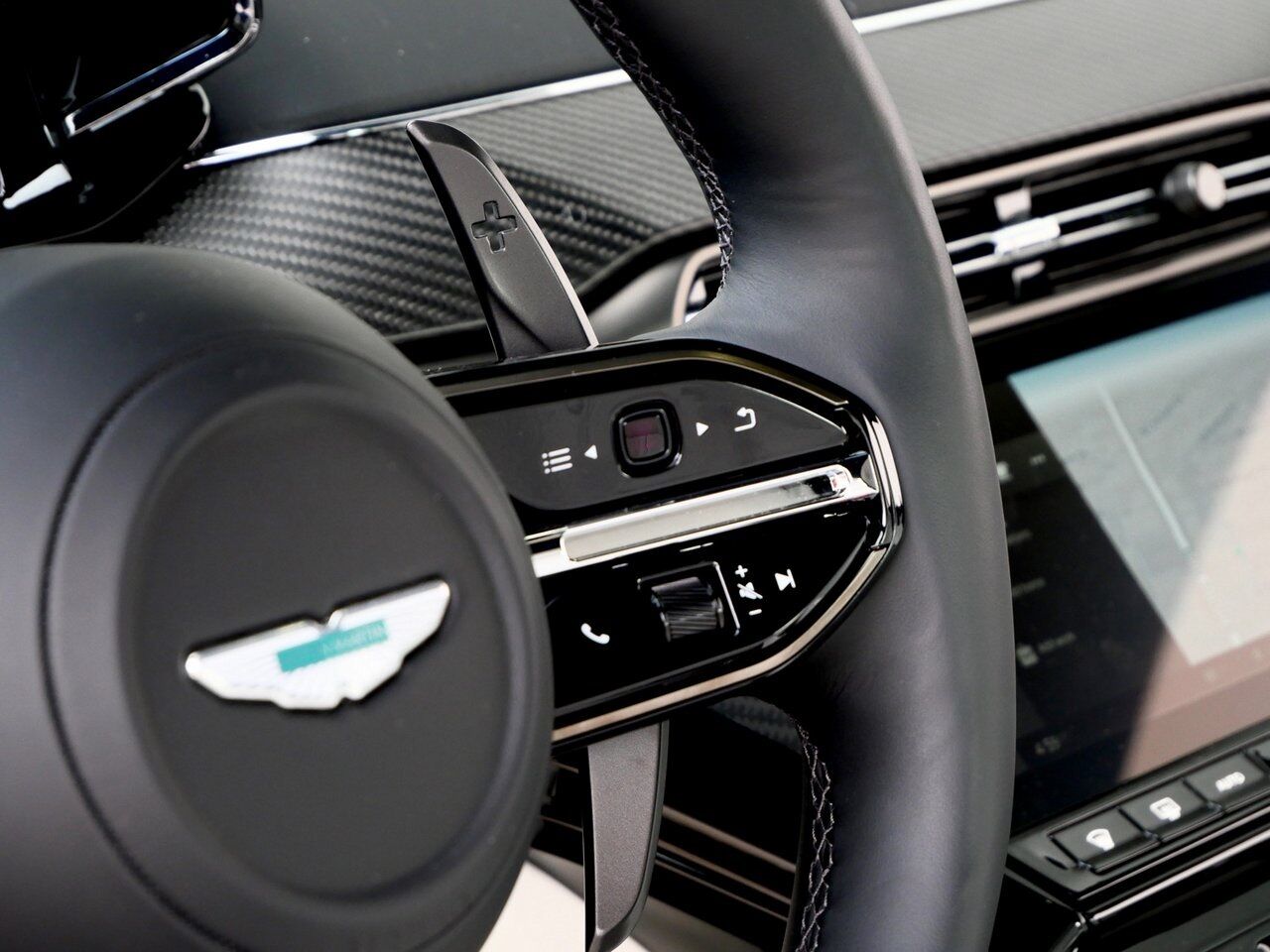 2025 Aston Martin Vantage Lawrence KS