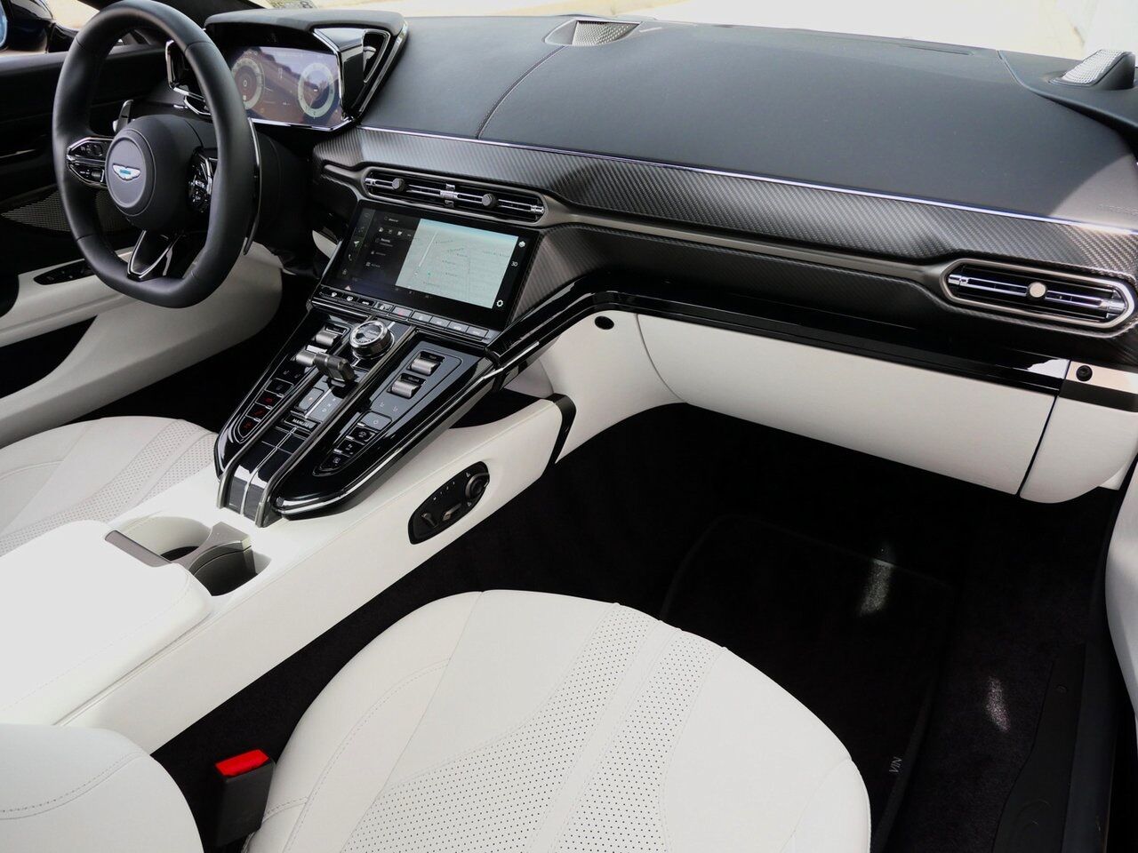 2025 Aston Martin Vantage Lawrence KS