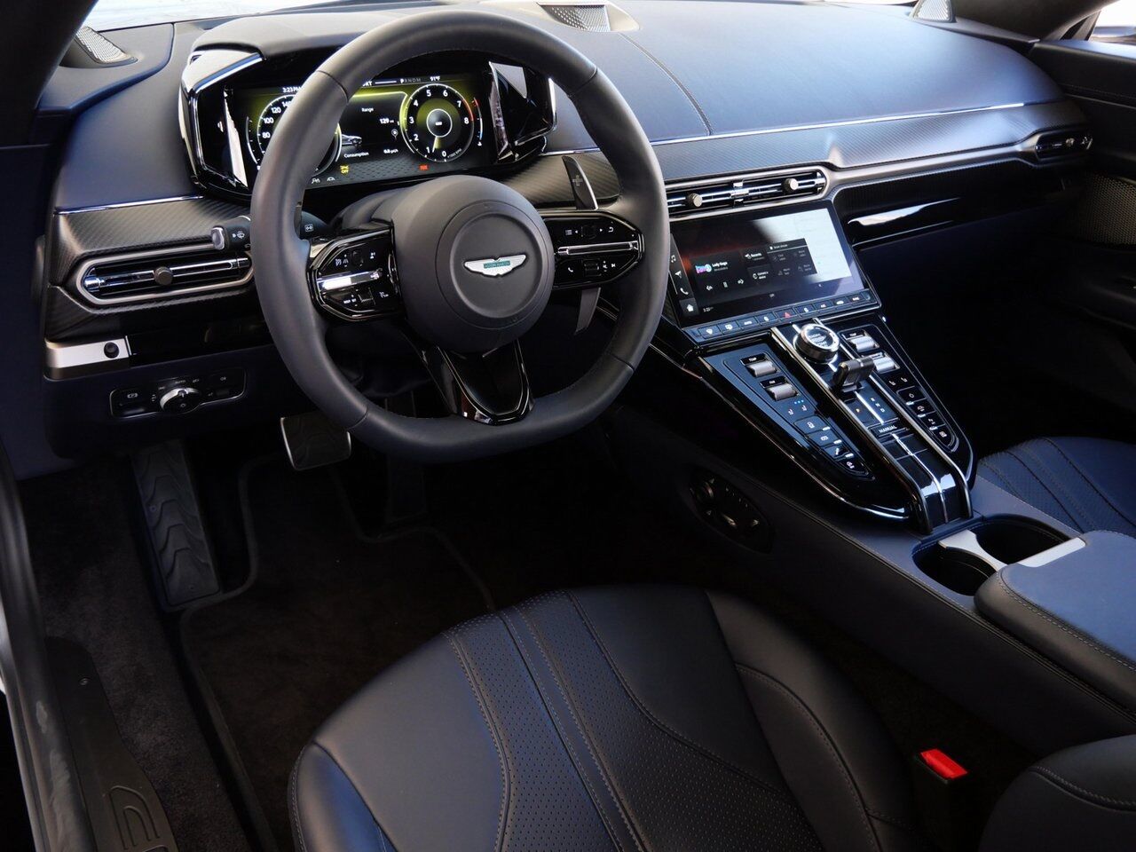 2025 Aston Martin Vantage Lawrence KS