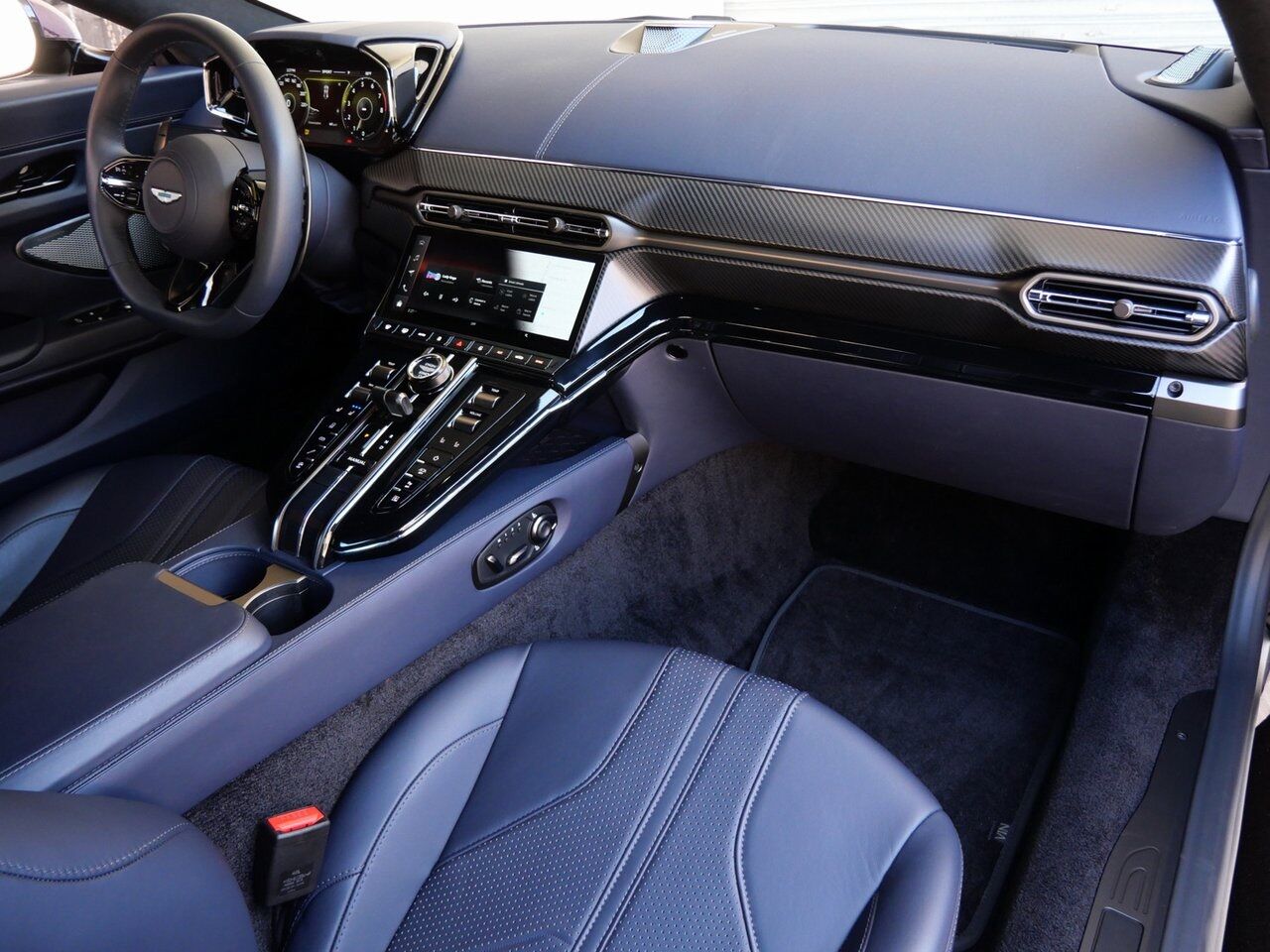 2025 Aston Martin Vantage Lawrence KS