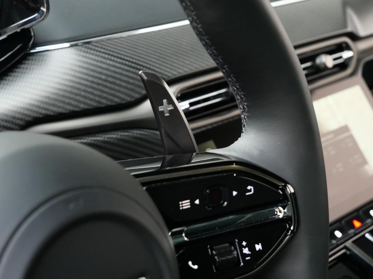 2025 Aston Martin Vantage Lawrence KS