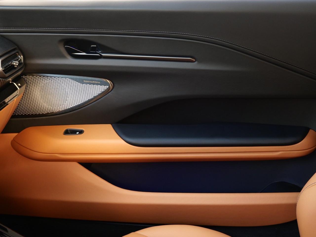 2025 Aston Martin Vantage Lawrence KS