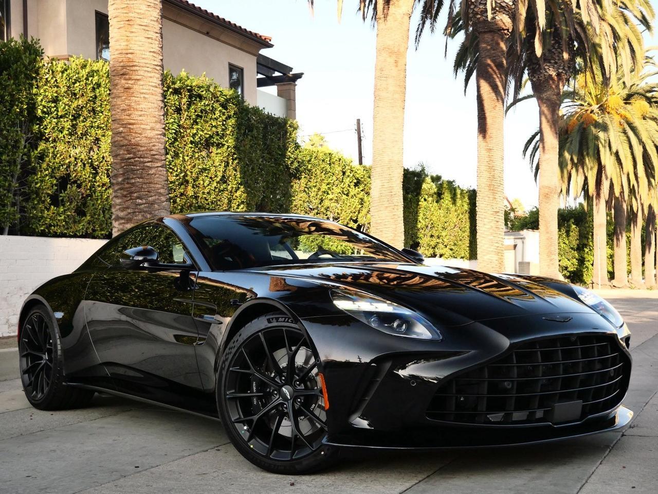 2025 Aston Martin Vantage