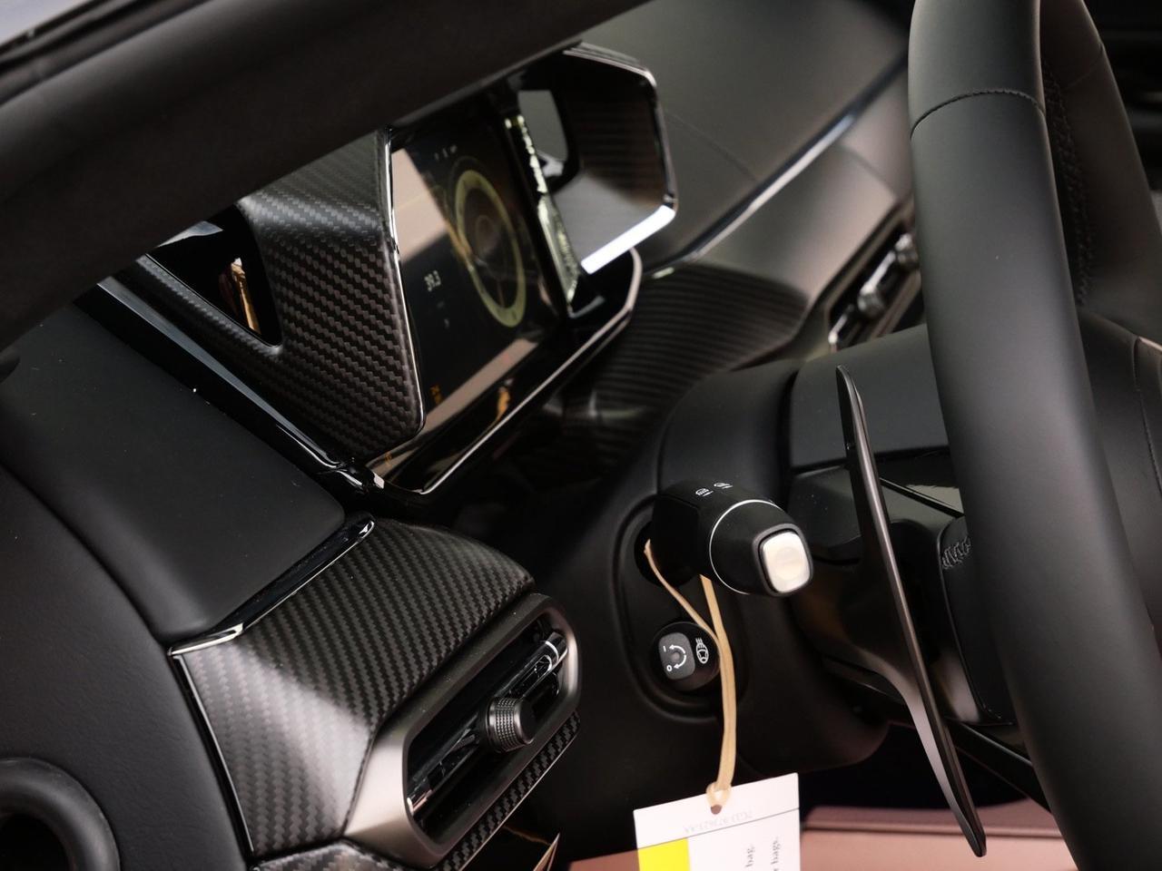 2025 Aston Martin Vantage Lawrence KS