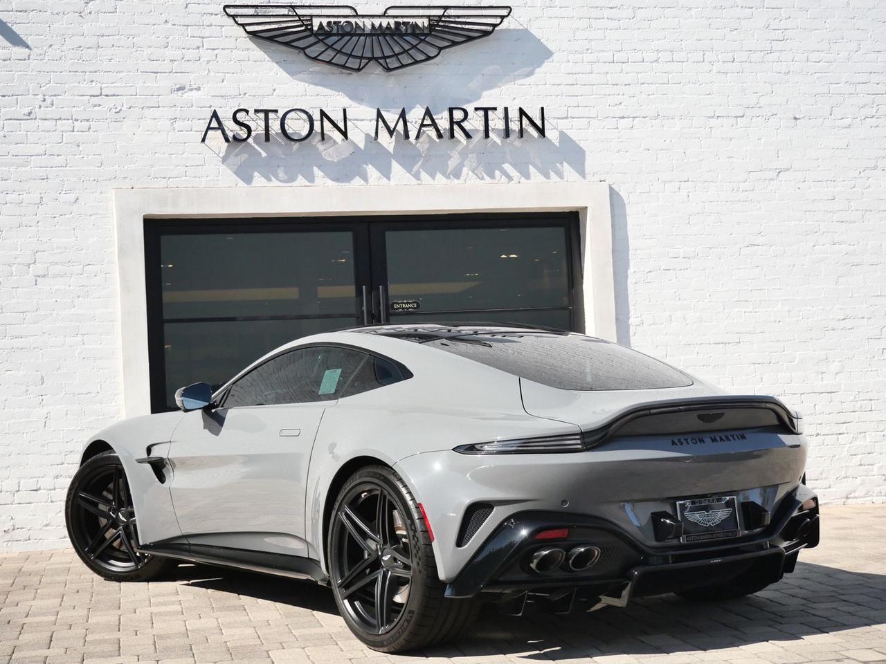 2025 Aston Martin Vantage