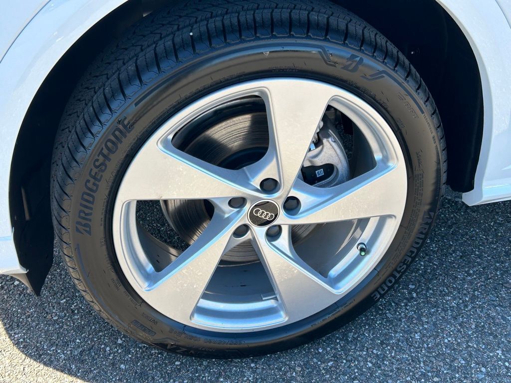 2025 Audi All-new Q5 2.0T Premium Plus Lakeland FL