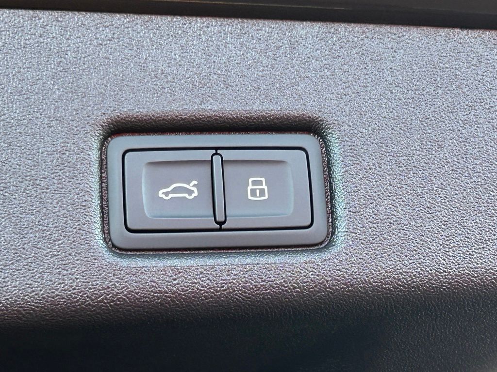 2025 Audi All-new SQ5 3.0T Premium Plus Lakeland FL
