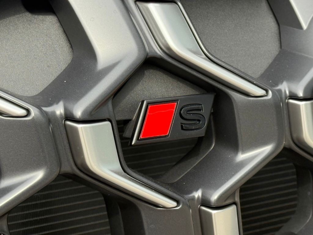 2025 Audi All-new SQ5 3.0T Prestige Lakeland FL