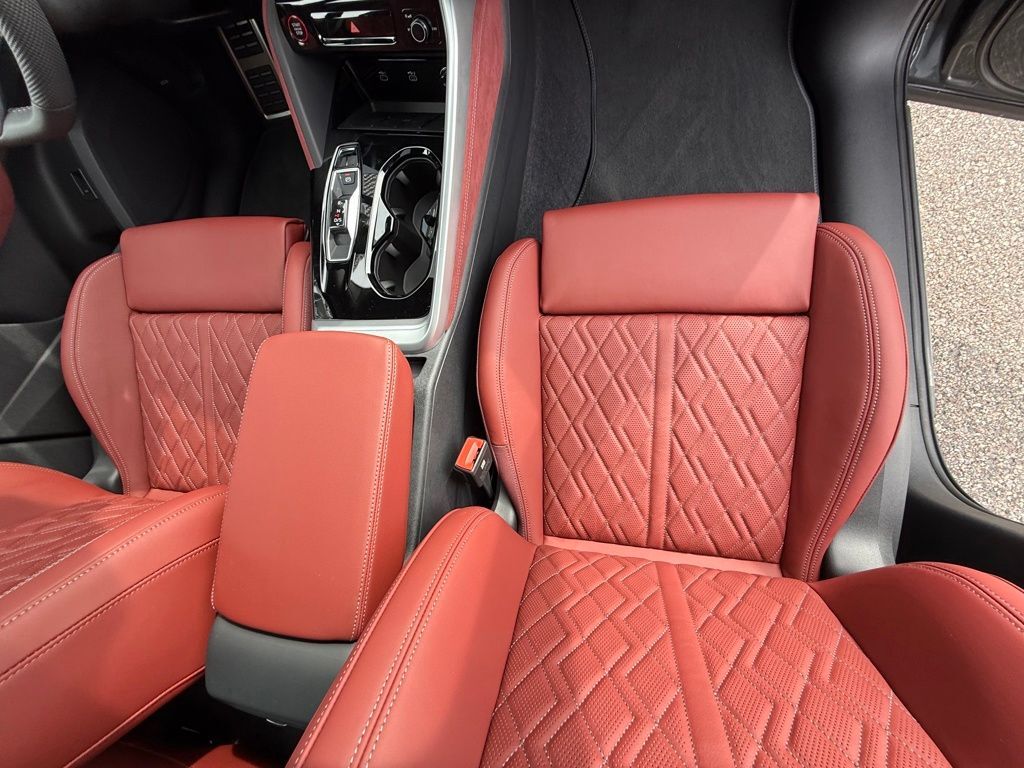 2025 Audi All-new SQ5 3.0T Prestige Lakeland FL