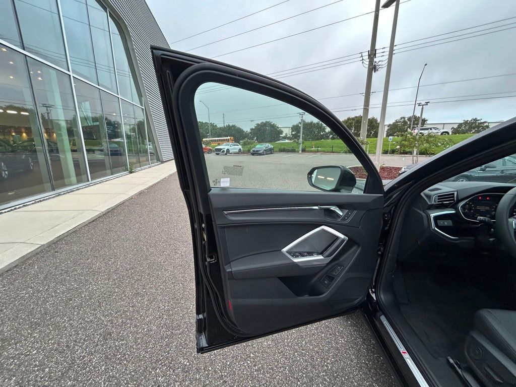 2025 Audi Q3 Premium Lakeland FL