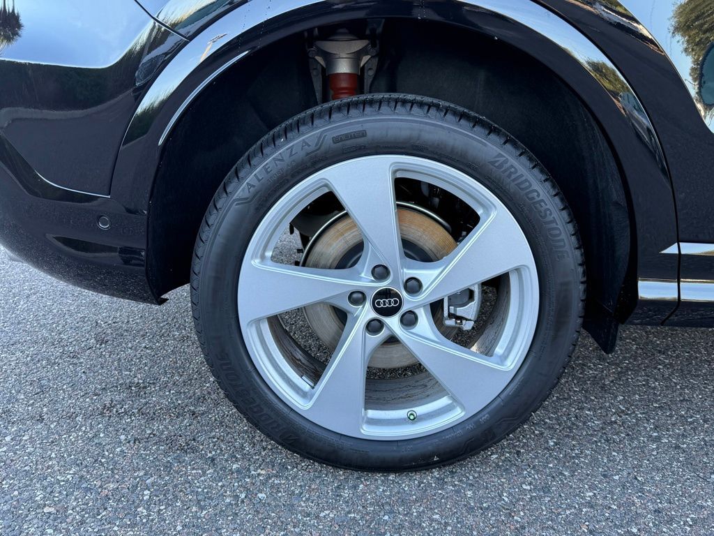 2025 Audi Q5 2.0T Premium Plus Lakeland FL