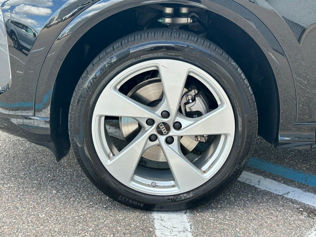 2025 Audi Q5 2.0T Premium Plus Lakeland FL