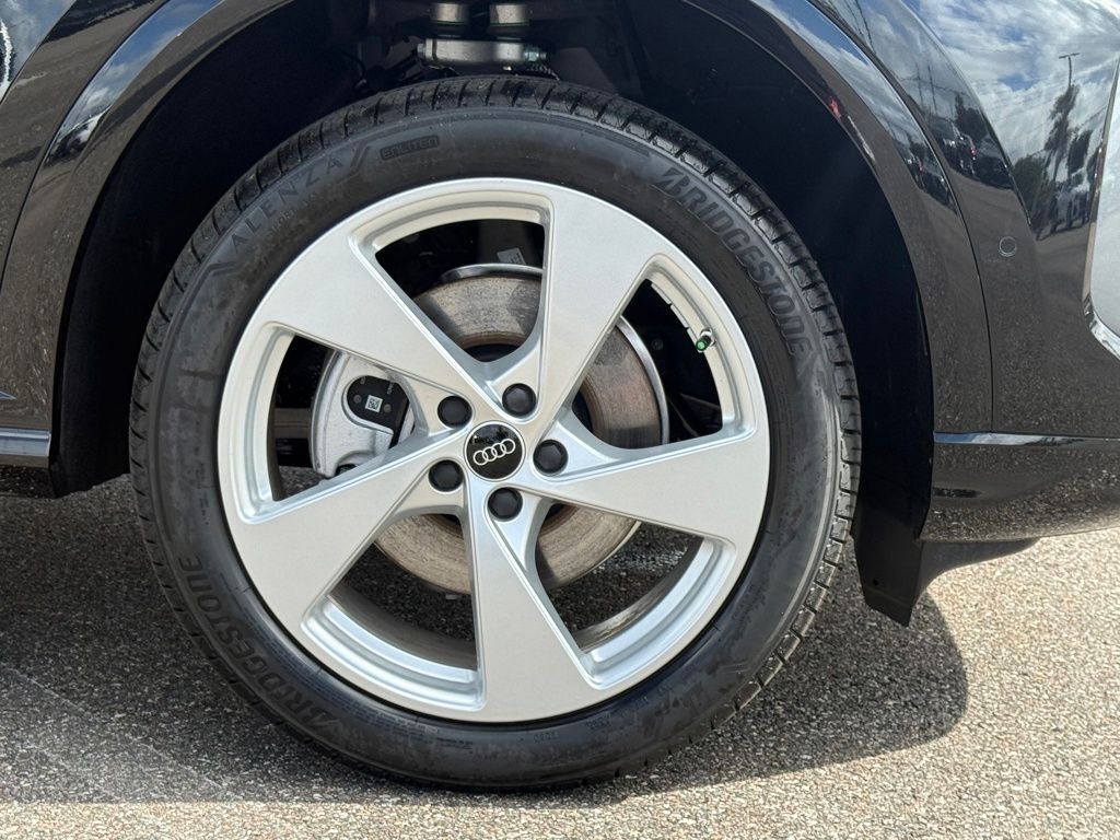 2025 Audi Q5 2.0T Premium Plus Lakeland FL