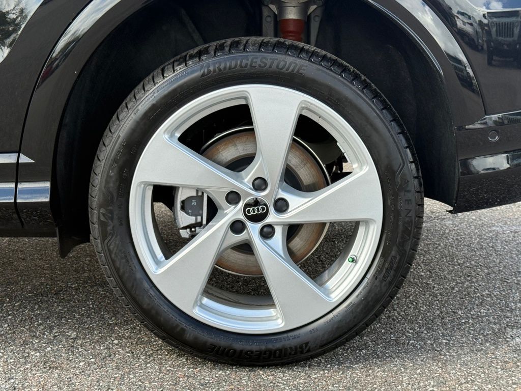 2025 Audi Q5 2.0T Premium Plus Lakeland FL