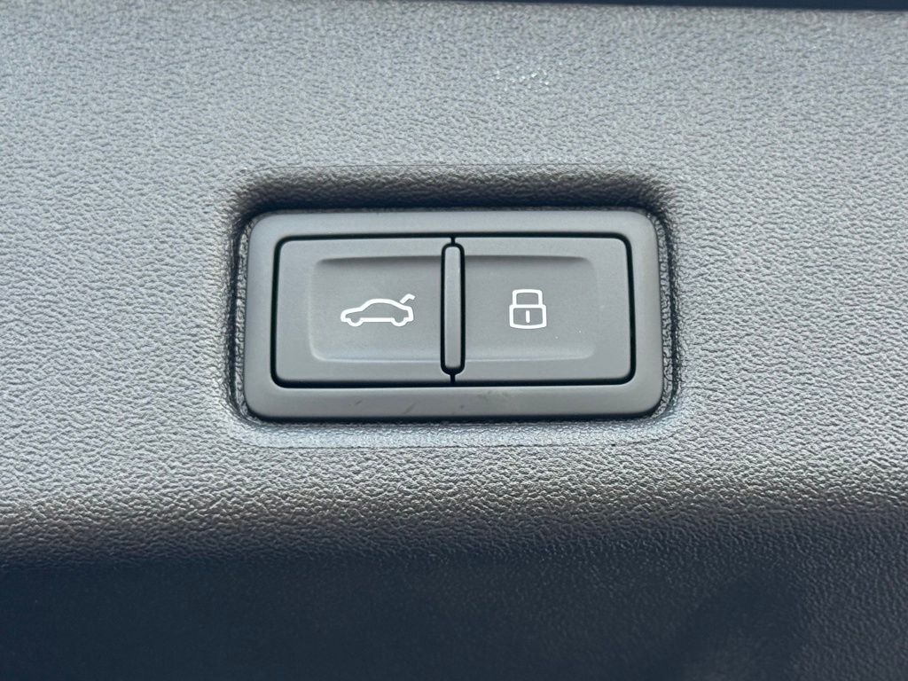 2025 Audi Q5 2.0T Premium Plus Lakeland FL