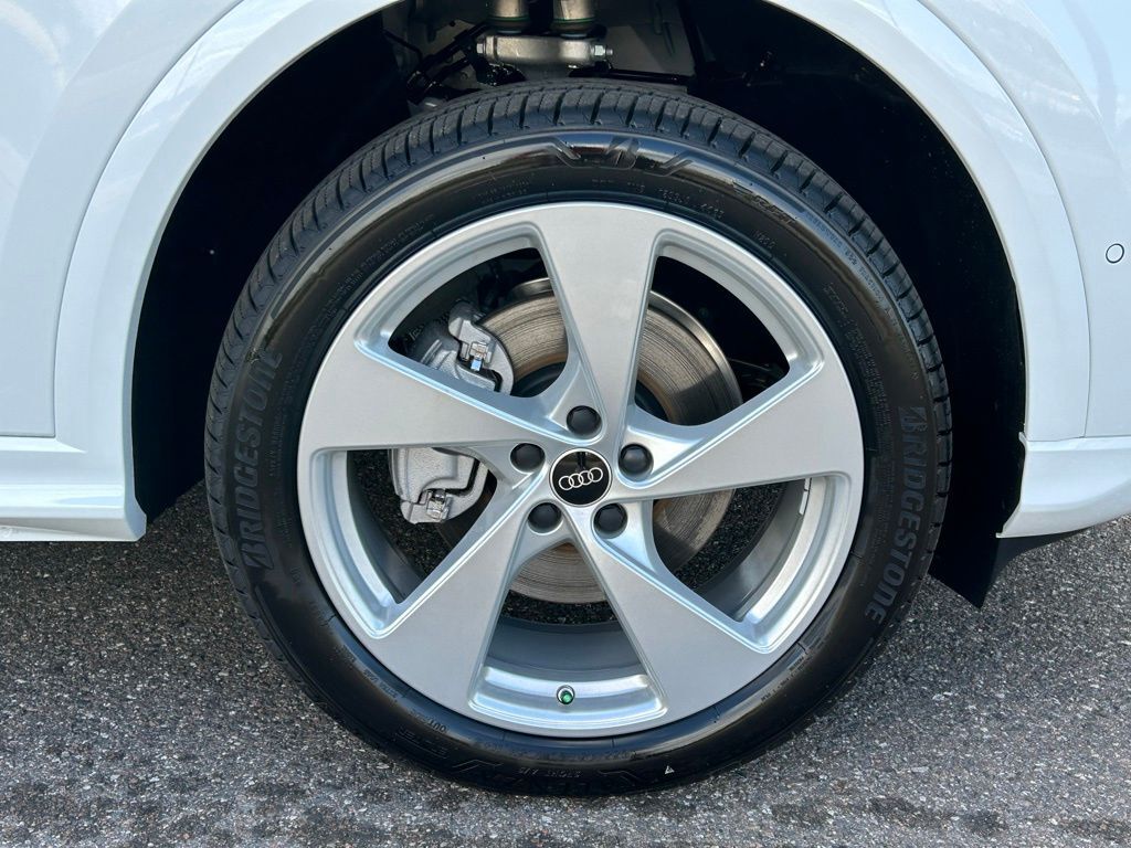 2025 Audi Q5 2.0T Premium Plus Lakeland FL