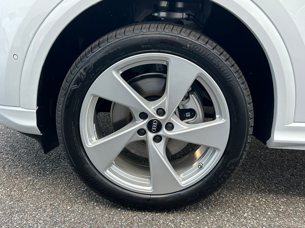 2025 Audi Q5 2.0T Premium Plus Lakeland FL