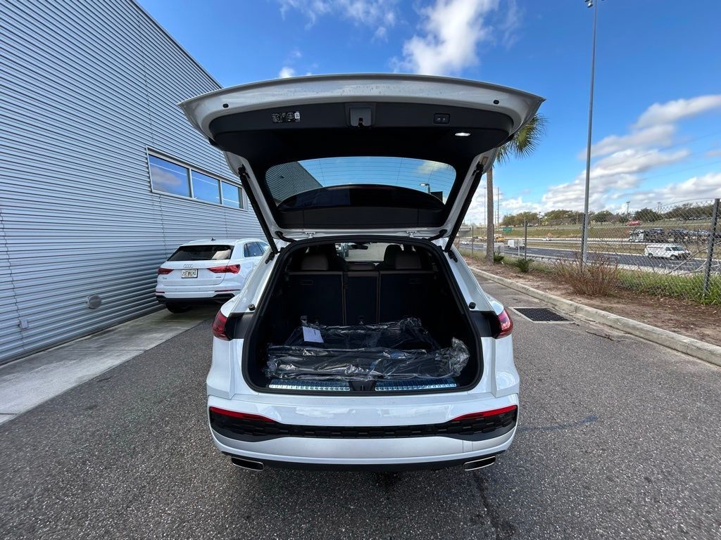 2025 Audi Q5 2.0T Premium Plus Lakeland FL