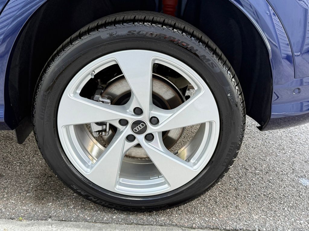 2025 Audi Q5 2.0T Premium Plus Lakeland FL