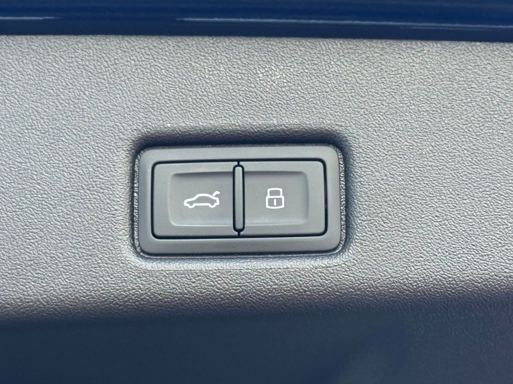 2025 Audi Q5 2.0T Premium Plus Lakeland FL