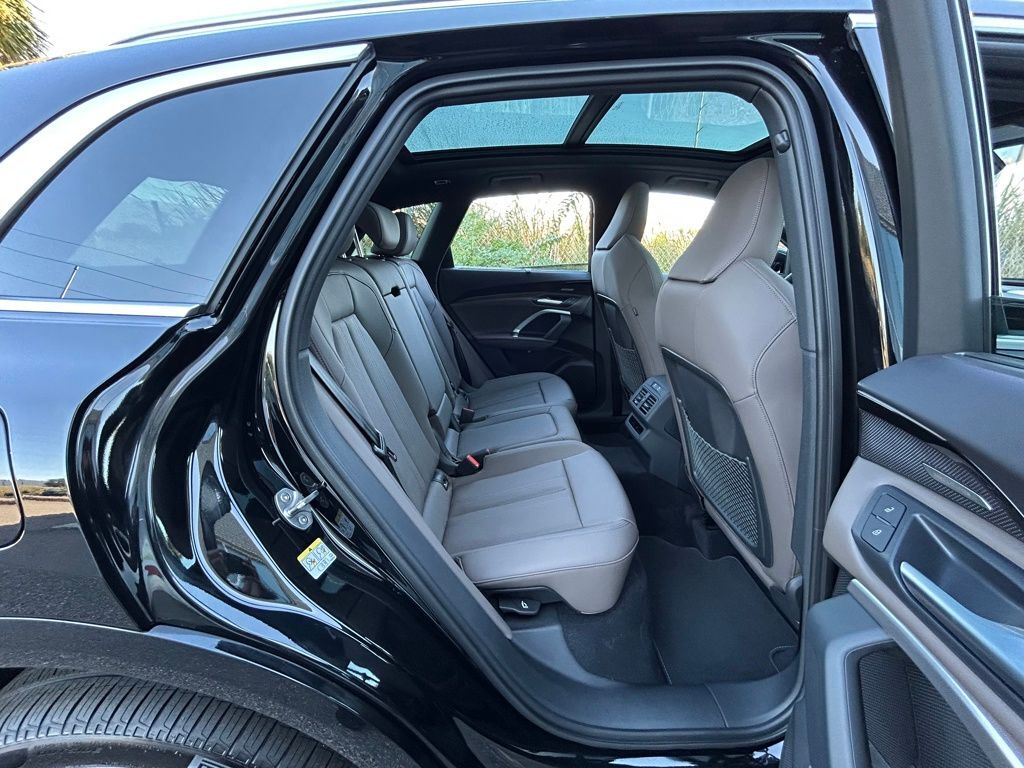 2025 Audi Q5 2.0T Premium Plus Lakeland FL