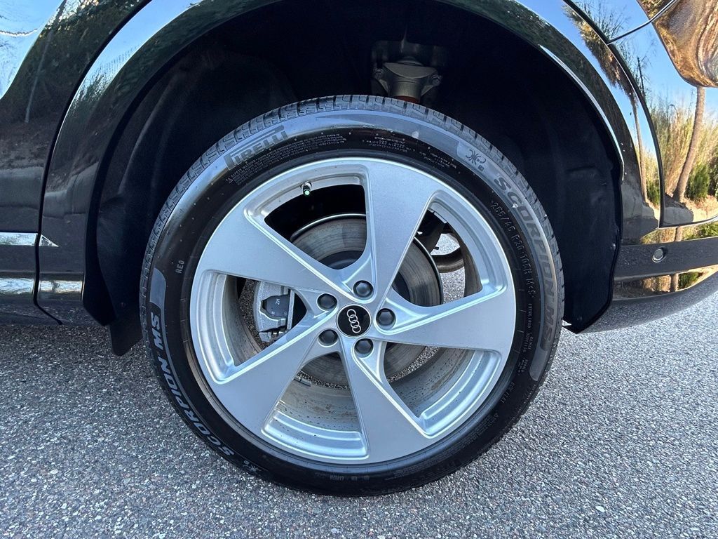 2025 Audi Q5 2.0T Premium Plus Lakeland FL