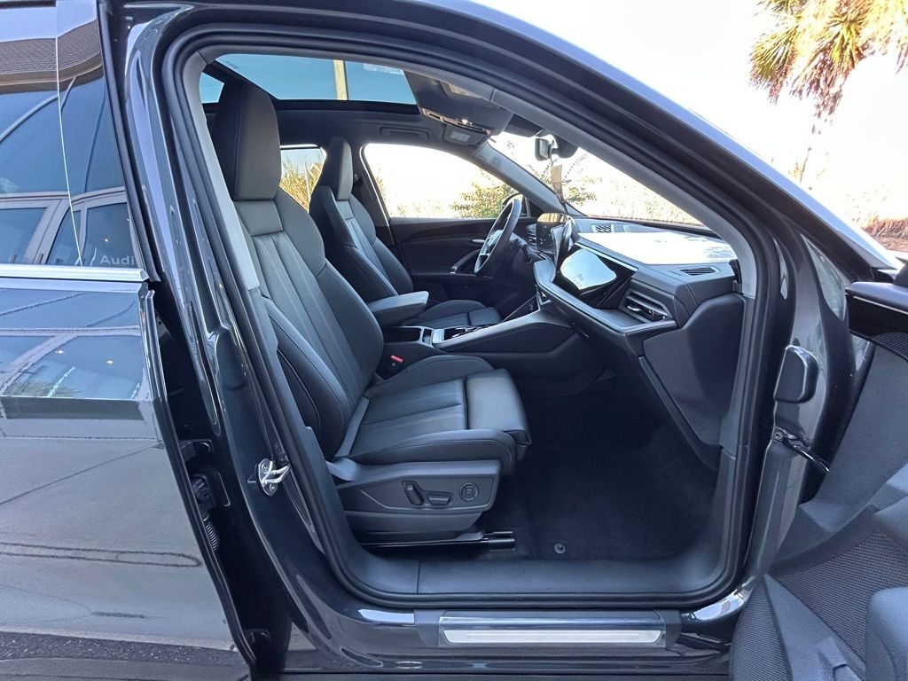 2025 Audi Q5 2.0T Premium Plus Lakeland FL