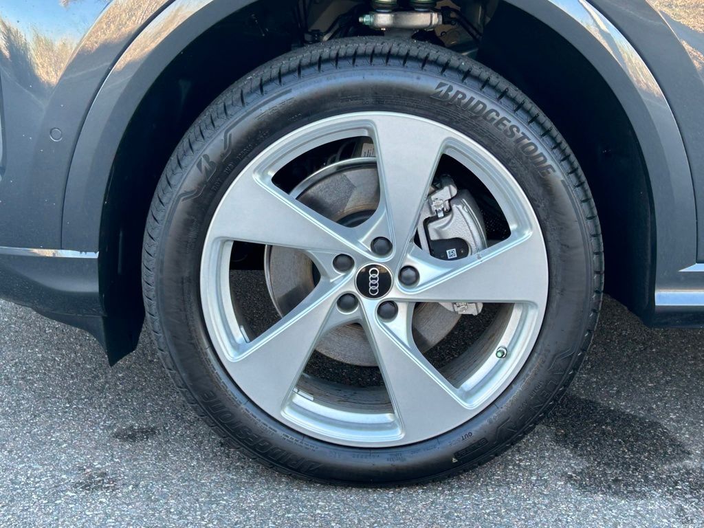 2025 Audi Q5 2.0T Premium Plus Lakeland FL