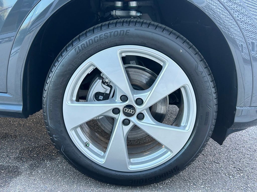 2025 Audi Q5 2.0T Premium Plus Lakeland FL