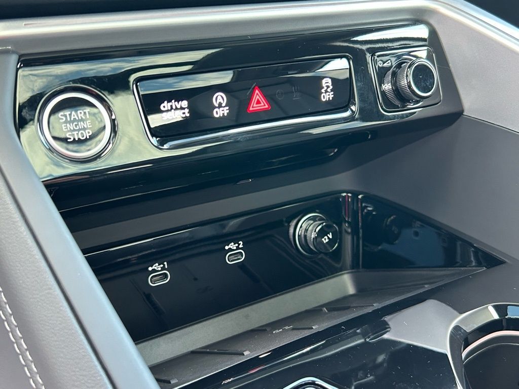 2025 Audi Q5 2.0T Premium Plus Lakeland FL