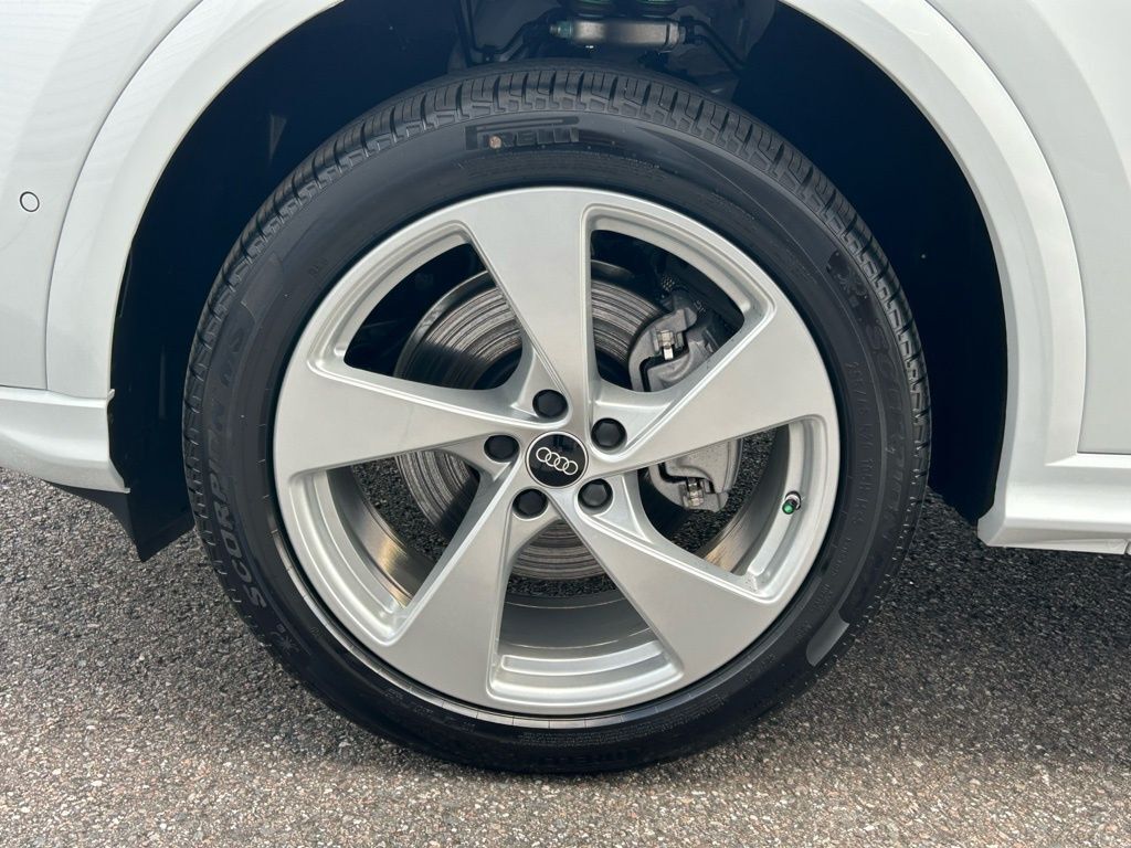 2025 Audi Q5 2.0T Premium Plus Lakeland FL