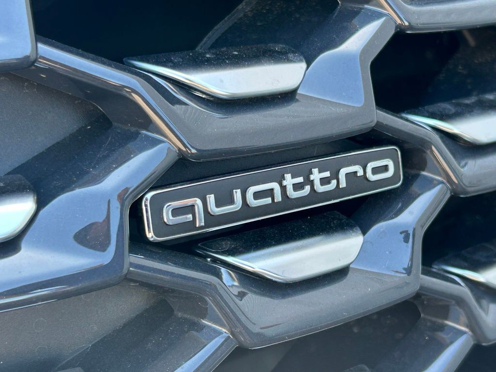 2025 Audi Q5 45 S line Premium Plus Lakeland FL