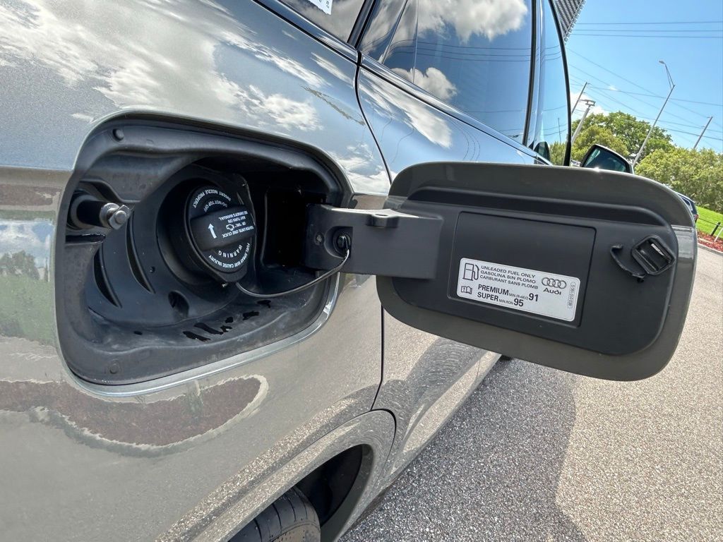 2025 Audi Q5 45 S line Premium Plus Lakeland FL