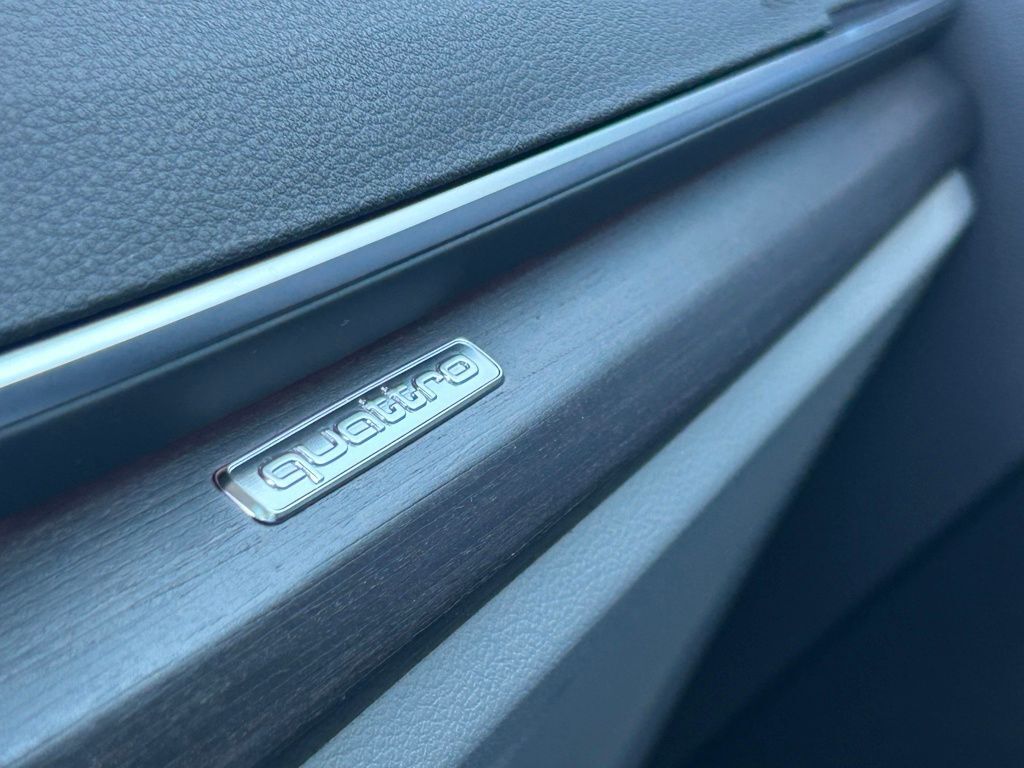 2025 Audi Q5 45 S line Prestige Lakeland FL