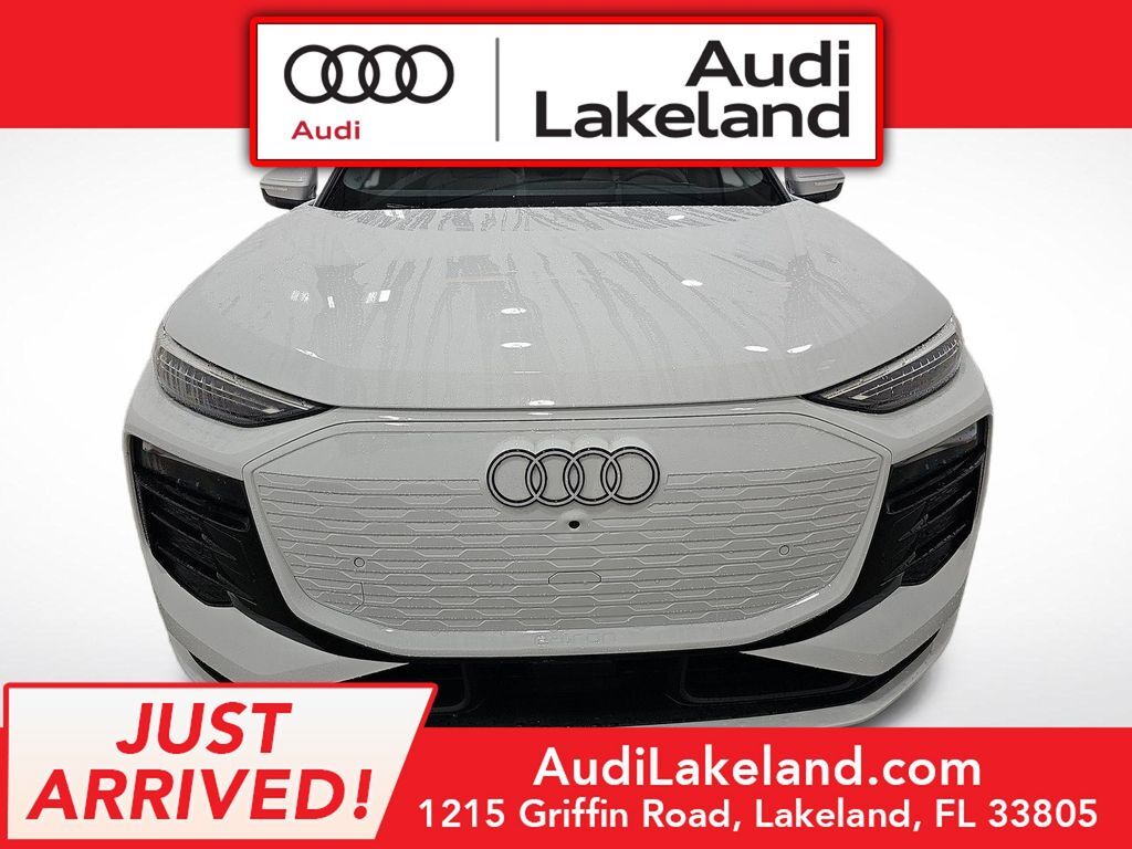 2025 Audi Q6 e-tron Premium Plus