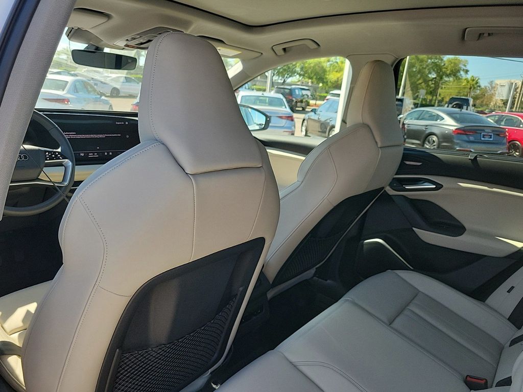 2025 Audi Q6 e-tron Premium Plus Lakeland FL