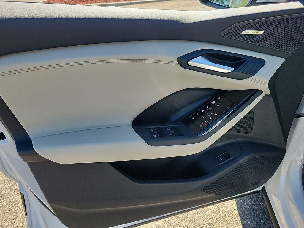 2025 Audi Q6 e-tron Premium Plus Lakeland FL