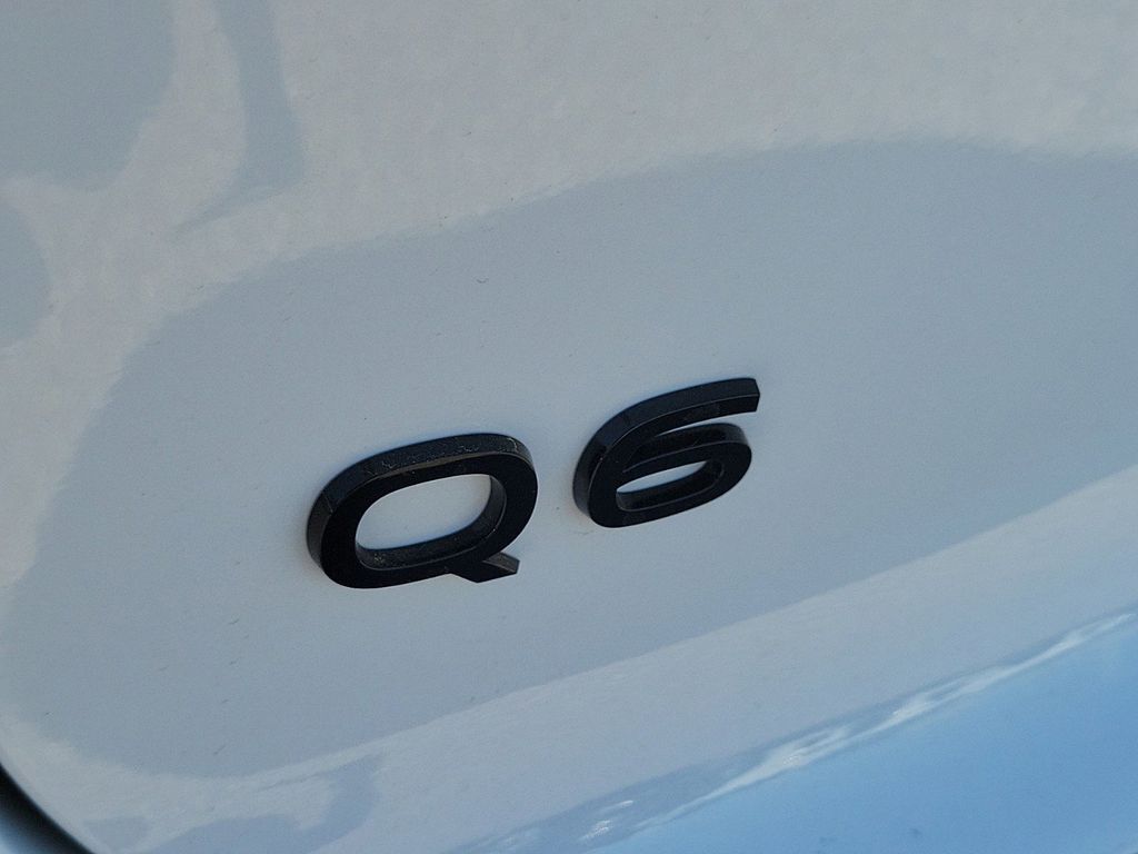 2025 Audi Q6 e-tron Premium Plus Lakeland FL