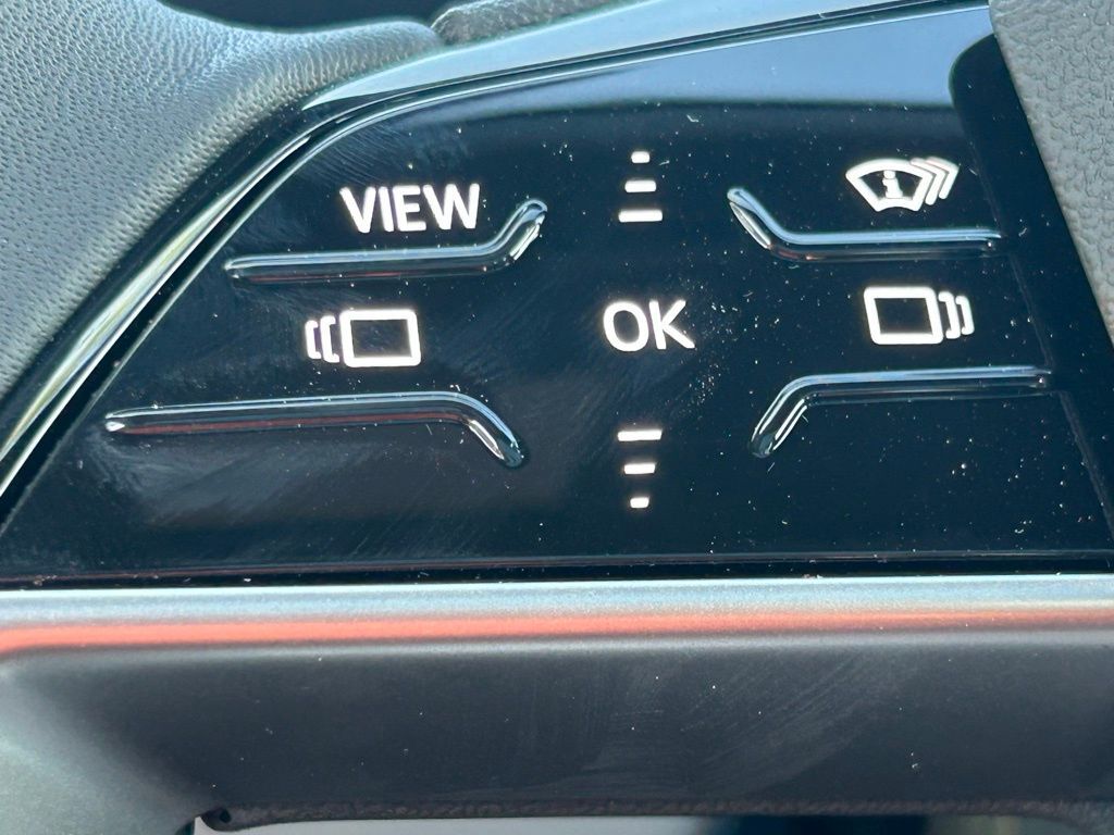 2025 Audi Q6 e-tron Premium Plus Lakeland FL
