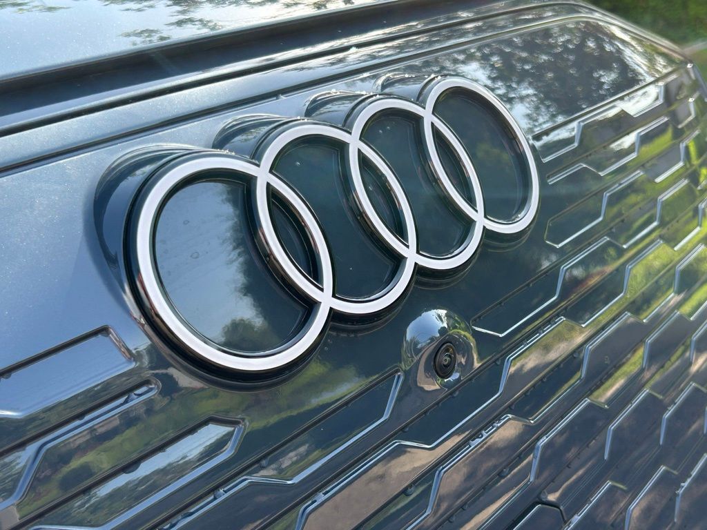 2025 Audi Q6 e-tron Premium Plus Lakeland FL