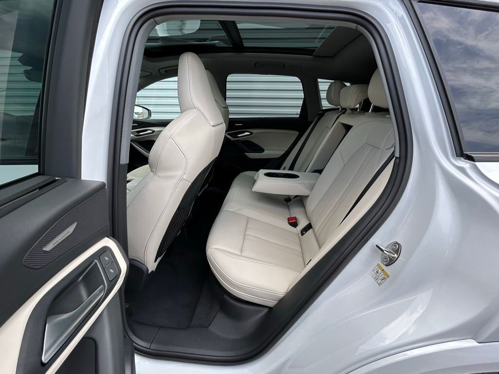 2025 Audi Q6 e-tron Premium Plus Lakeland FL