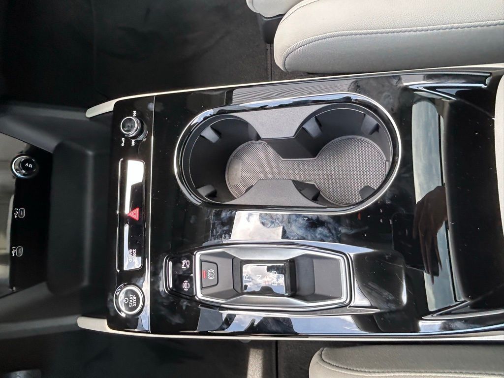 2025 Audi Q6 e-tron Premium Plus Lakeland FL